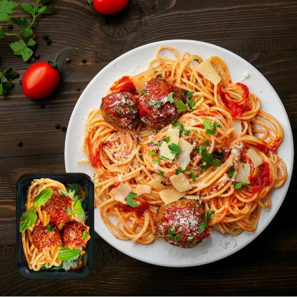 25 - ESPAGUETE MOLHO TOMATE PORPETA E QUEIJO 300G